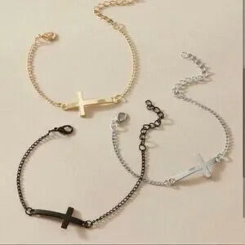 CROSS 1pc Charm Bracelet